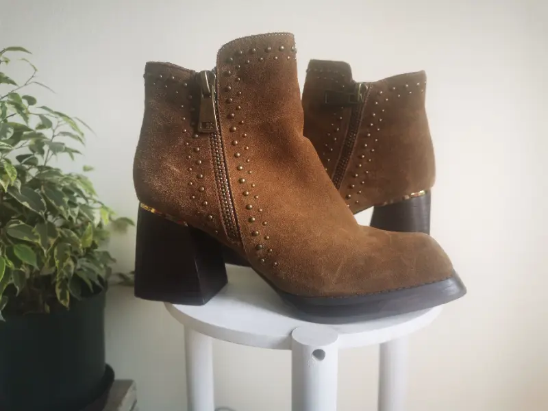 zapato cuero gamuza